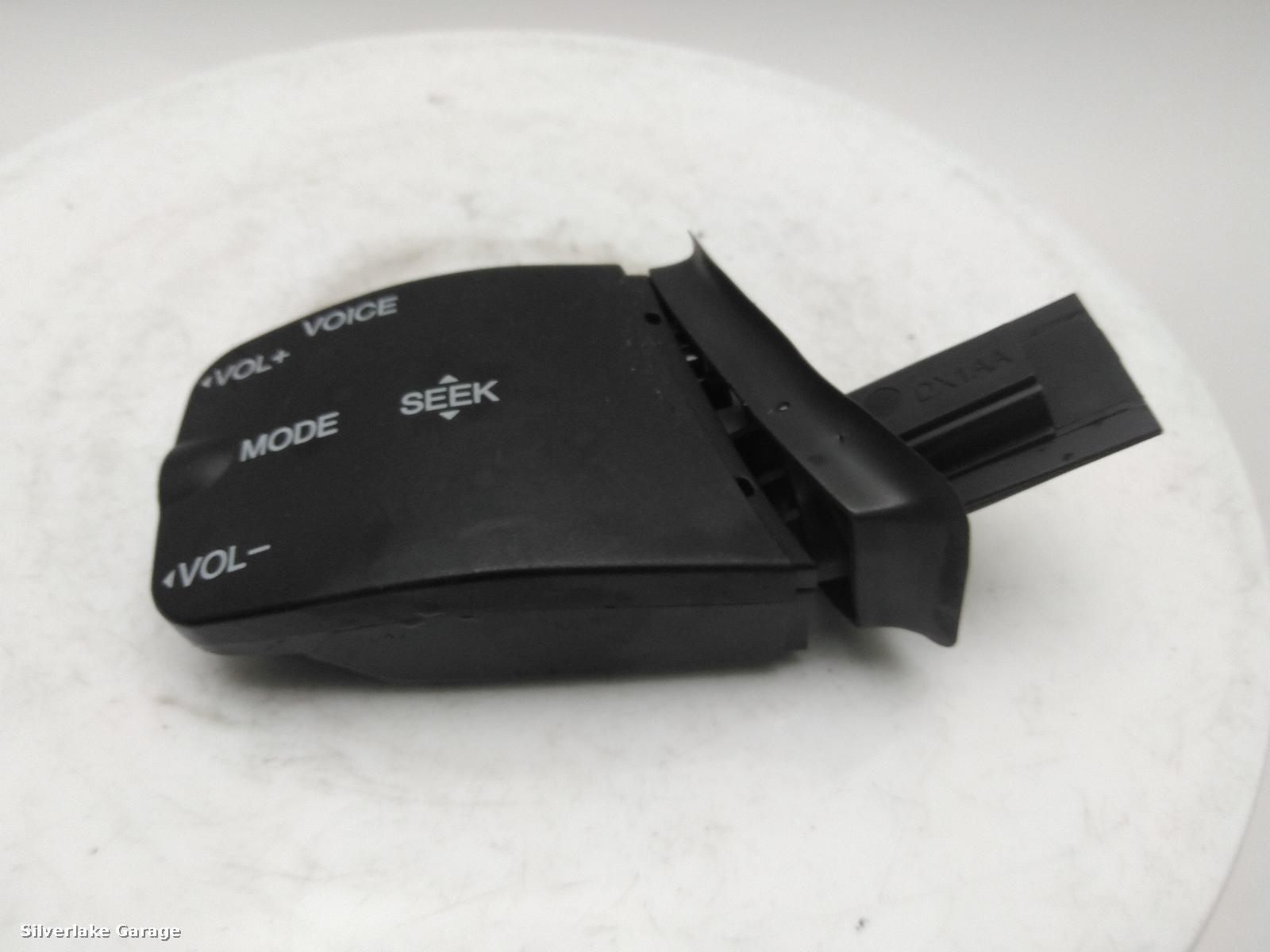 View Auto part Misc Switch FORD FOCUS 2010