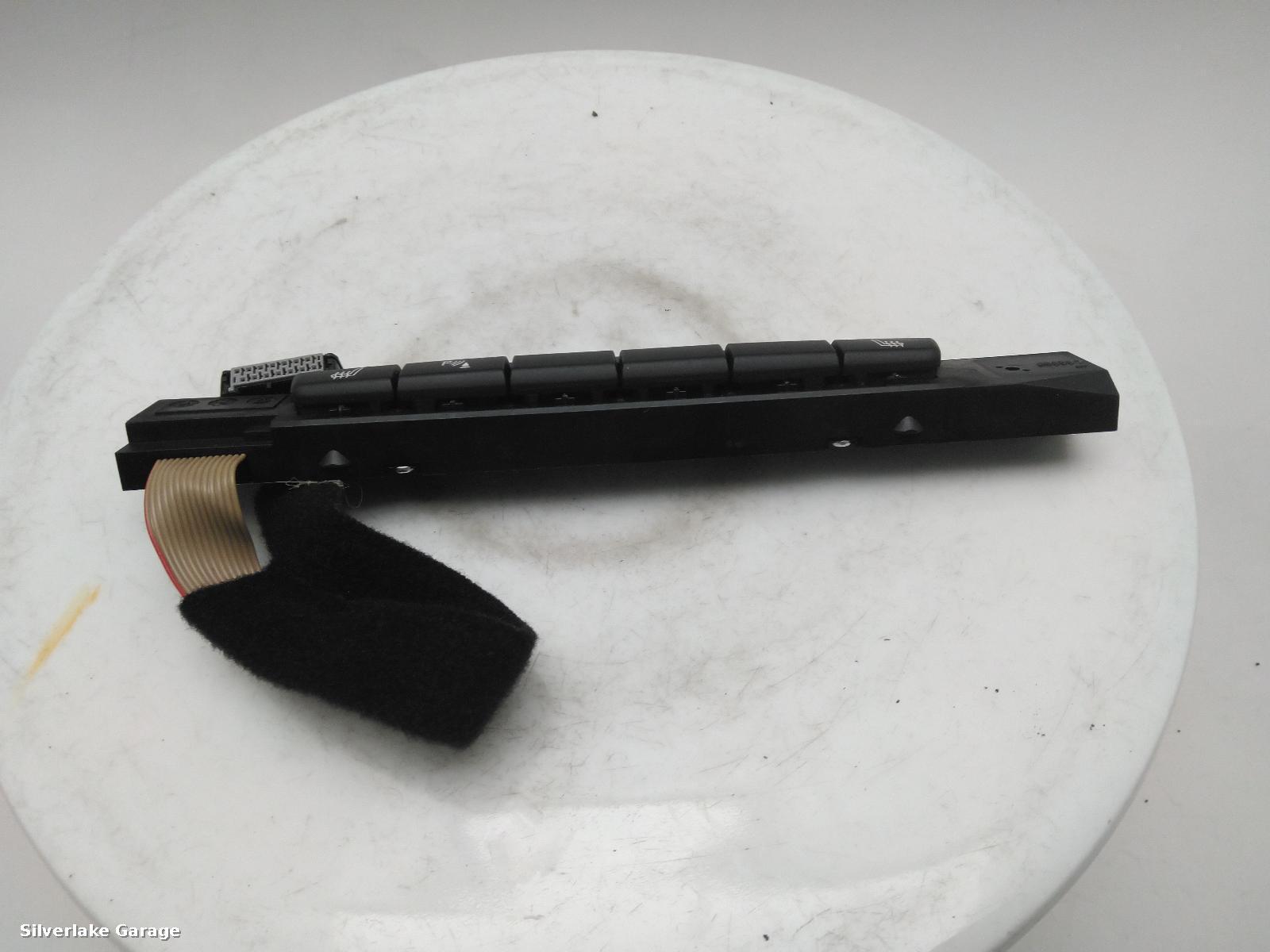 View Auto part Misc Switch BMW 1 SERIES 2009