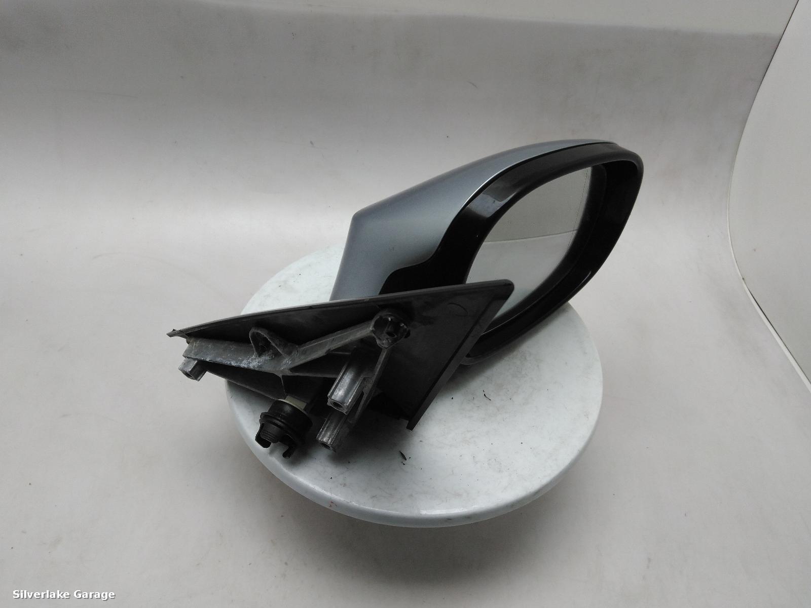 View Auto part R Door Mirror BMW 1 SERIES 2011