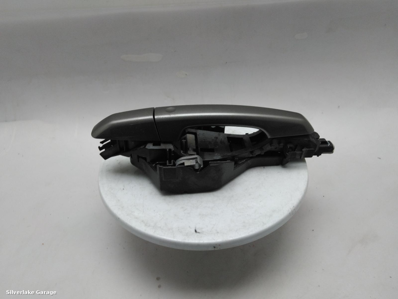 View Auto part Door Handle JAGUAR E PACE 2018