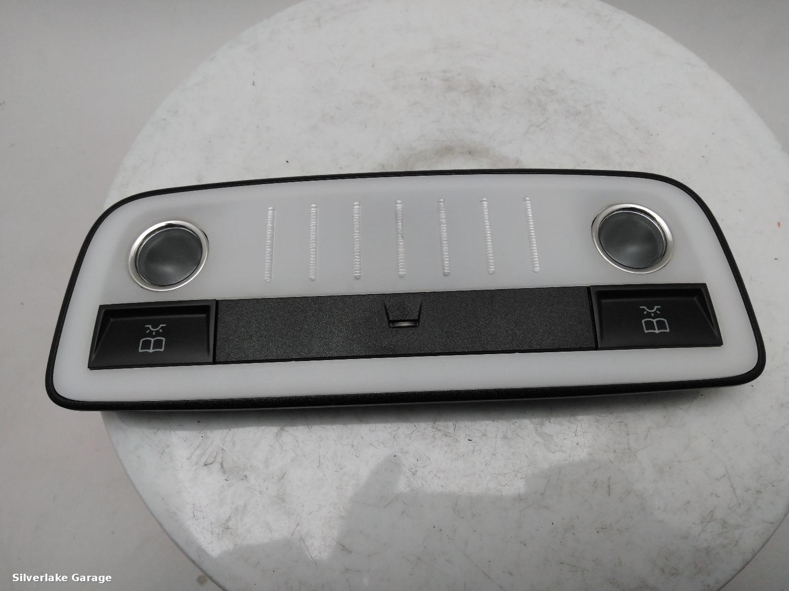 View Auto part Courtesy Light MERCEDES E CLASS 2015