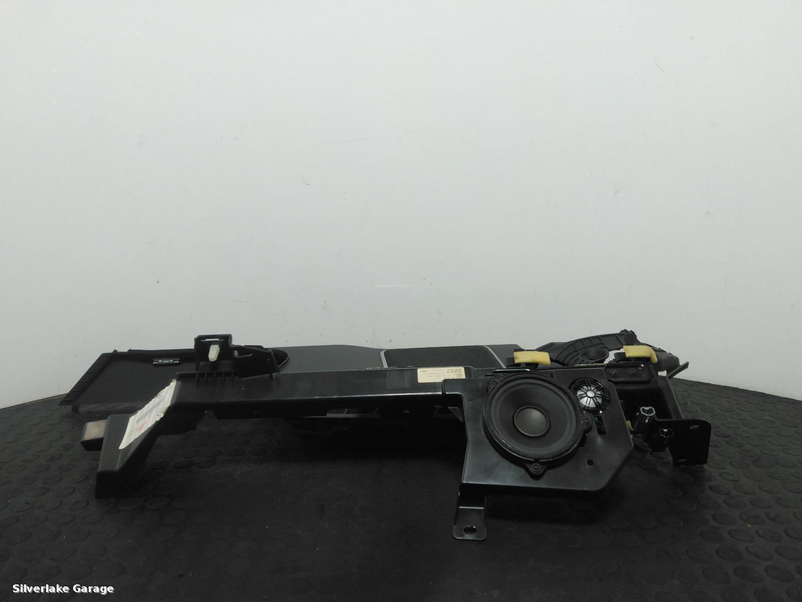 View Auto part Loud Speakers LAND ROVER RANGE ROVER 2012