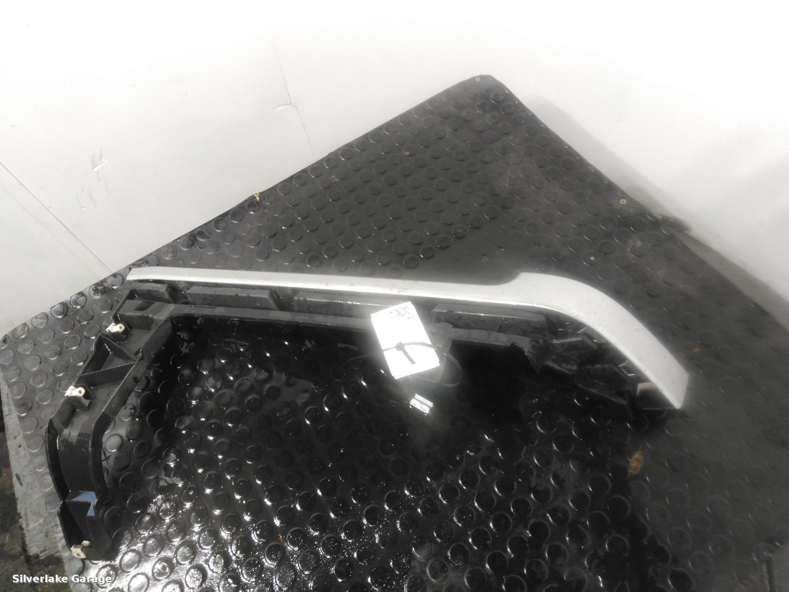 View Auto part REAR BUMPER BRACKET LAND ROVER RANGE ROVER 2012