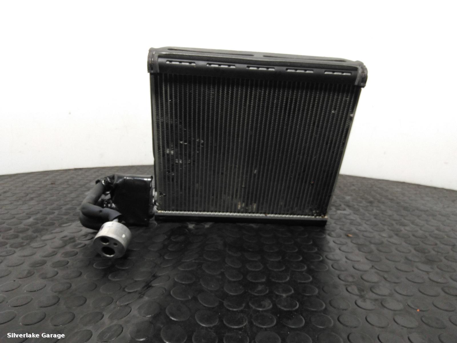 View Auto part Condenser LAND ROVER RANGE ROVER 2012