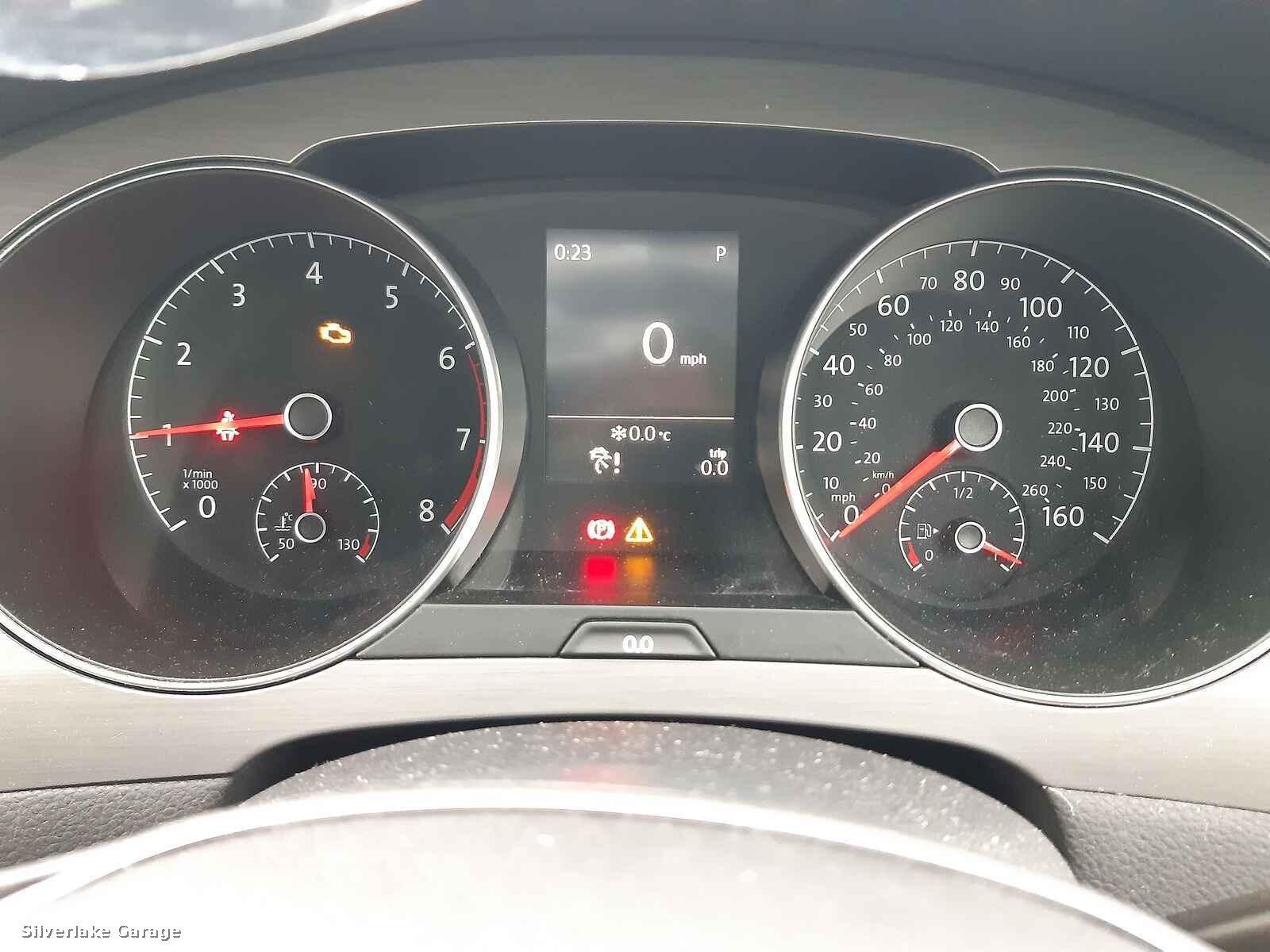 View Auto part Engine VOLKSWAGEN GOLF SV 2014