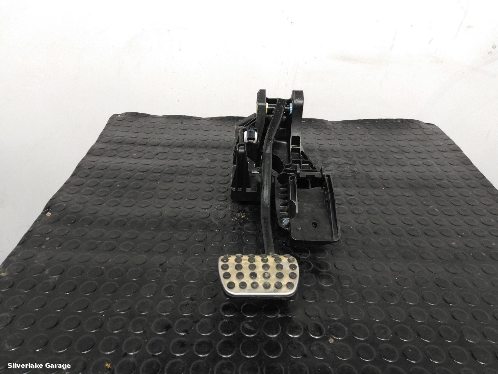 View Auto part Brake Pedal MERCEDES A CLASS 2019