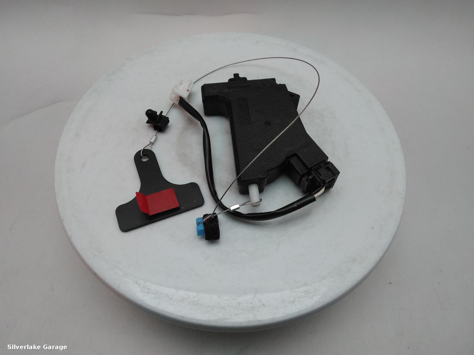View Auto part Fuel Filler Flap KIA NIRO 2018
