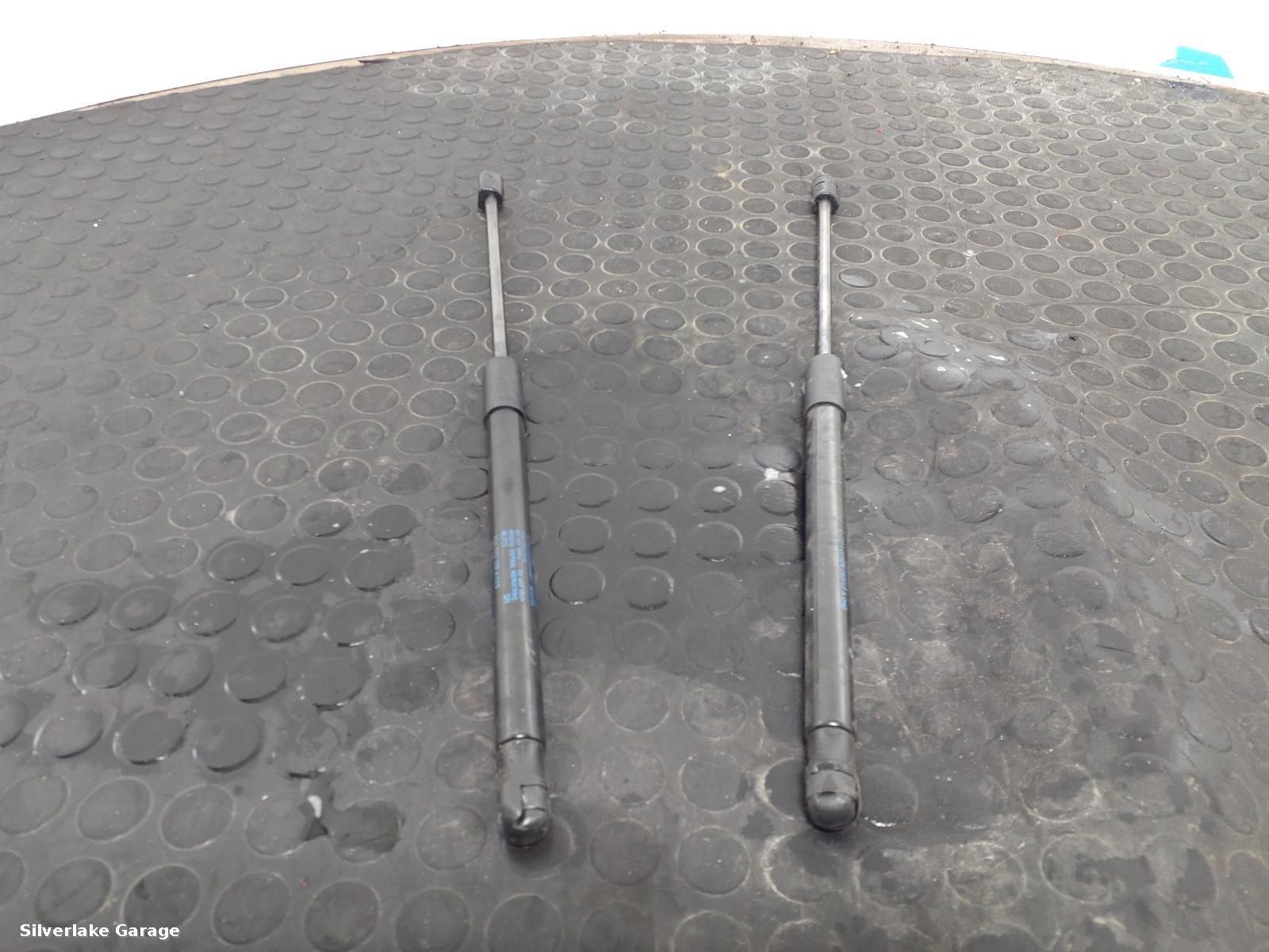 View Auto part Bonnet Shock AUDI Q5 2017