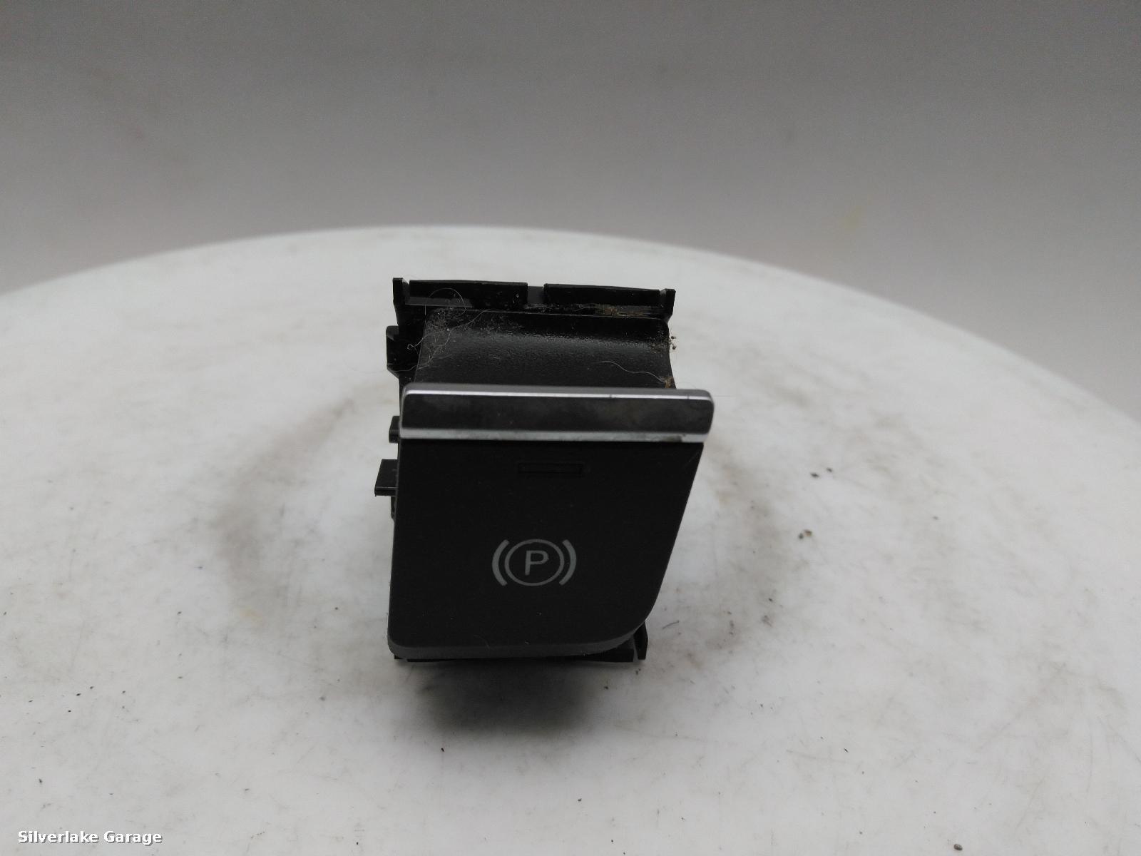 View Auto part Misc Switch AUDI Q5 2017