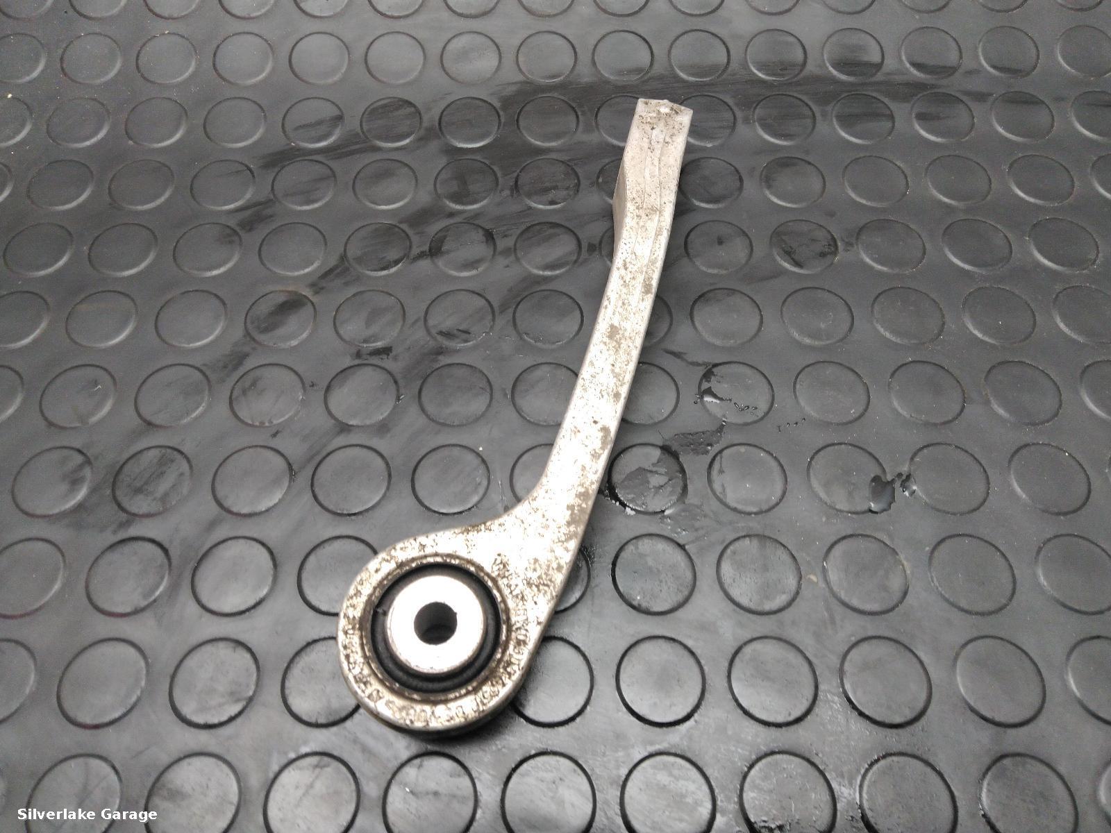 View Auto part Misc Bracket AUDI Q5 2017