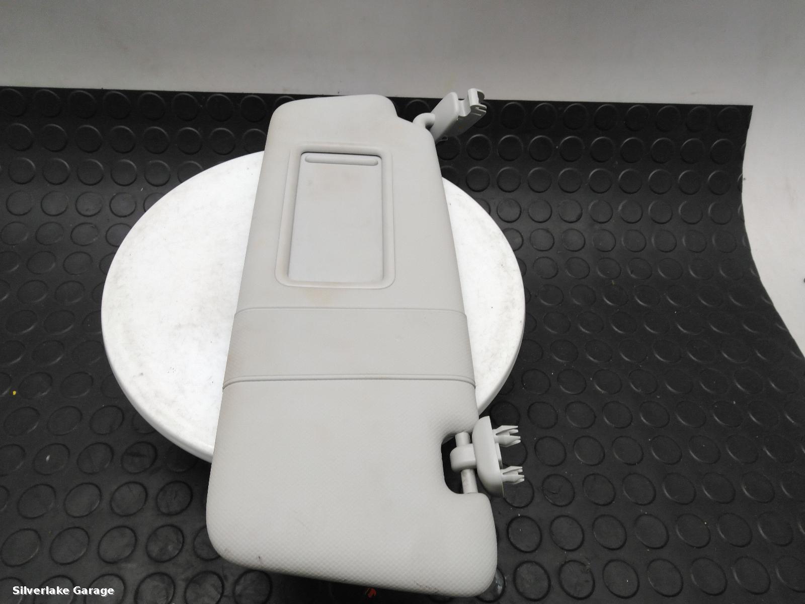 View Auto part Sun visor AUDI A4 2009