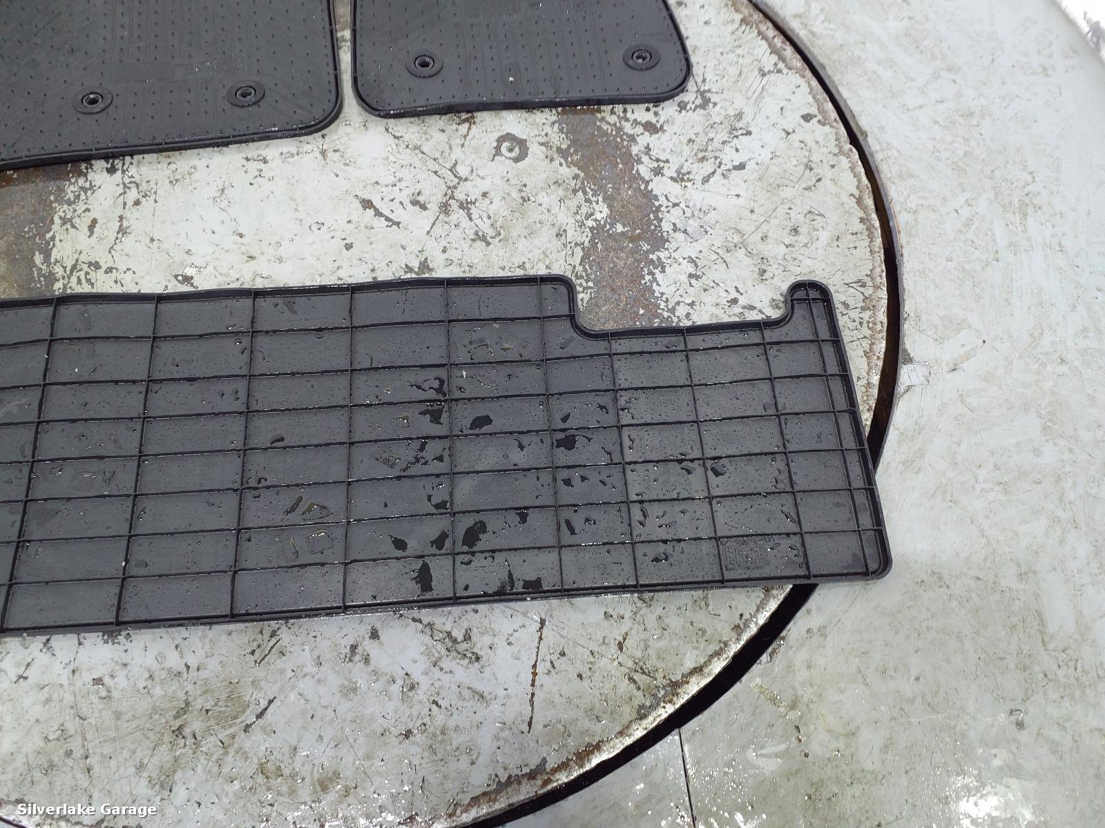 View Auto part Floor Mats/Boot Liner FORD TRANSIT CUSTOM 2022