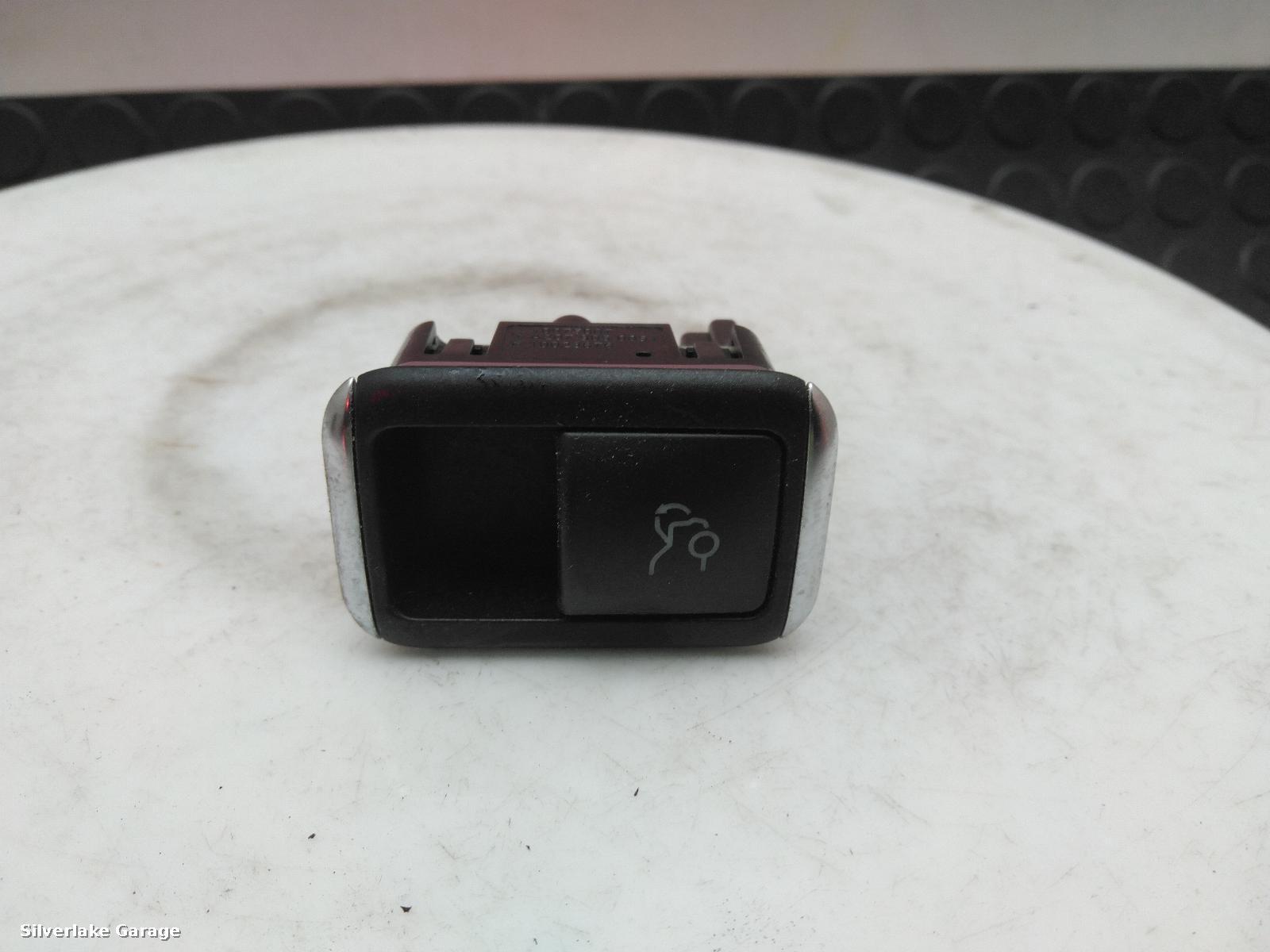View Auto part Misc Switch MERCEDES E CLASS 2011