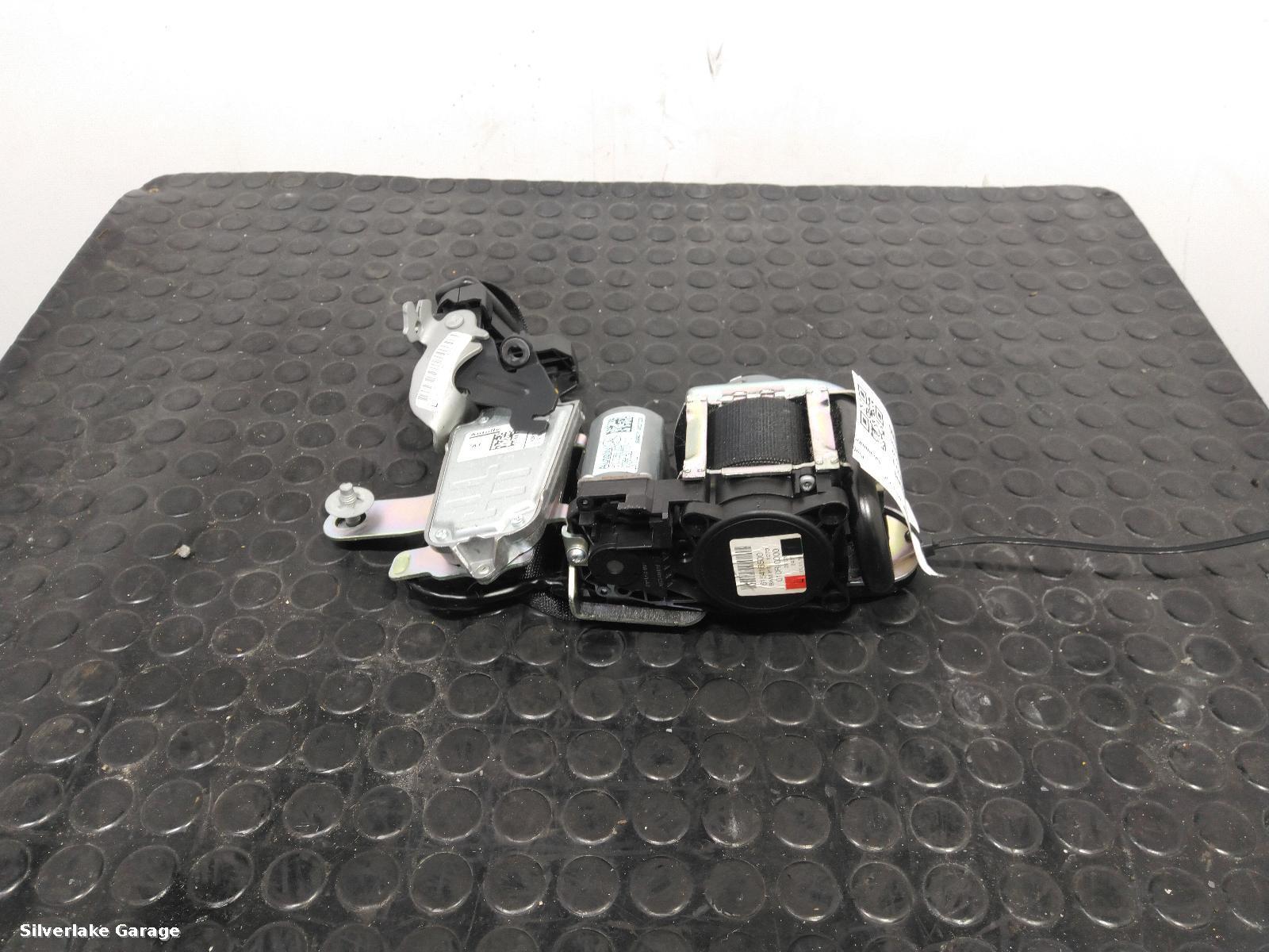 View Auto part Seat Belt MERCEDES E CLASS 2011