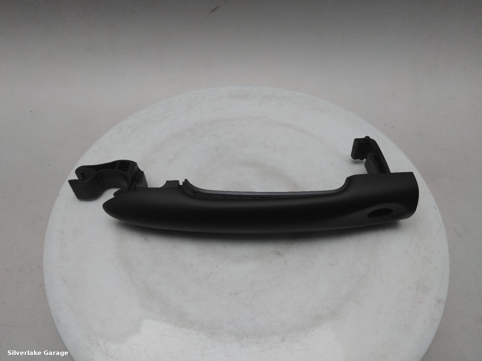 View Auto part Door Handle RENAULT CLIO 2016