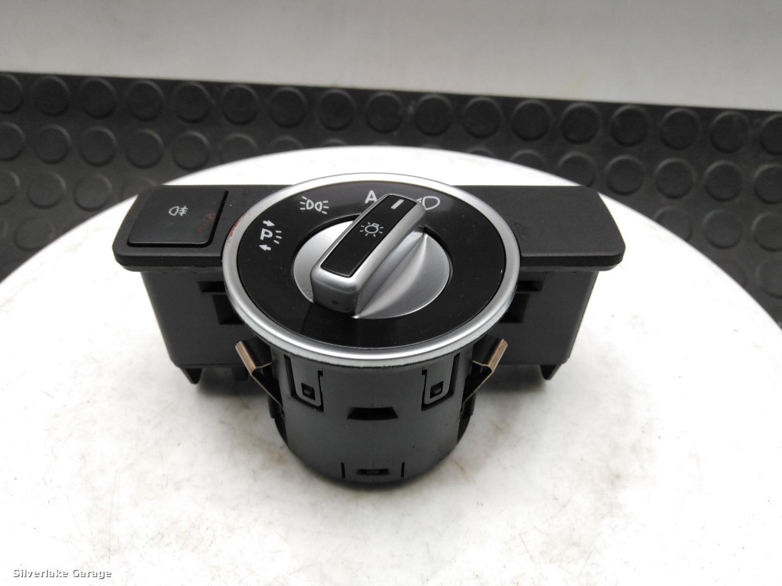 View Auto part Headlight Switch MERCEDES E CLASS 2011