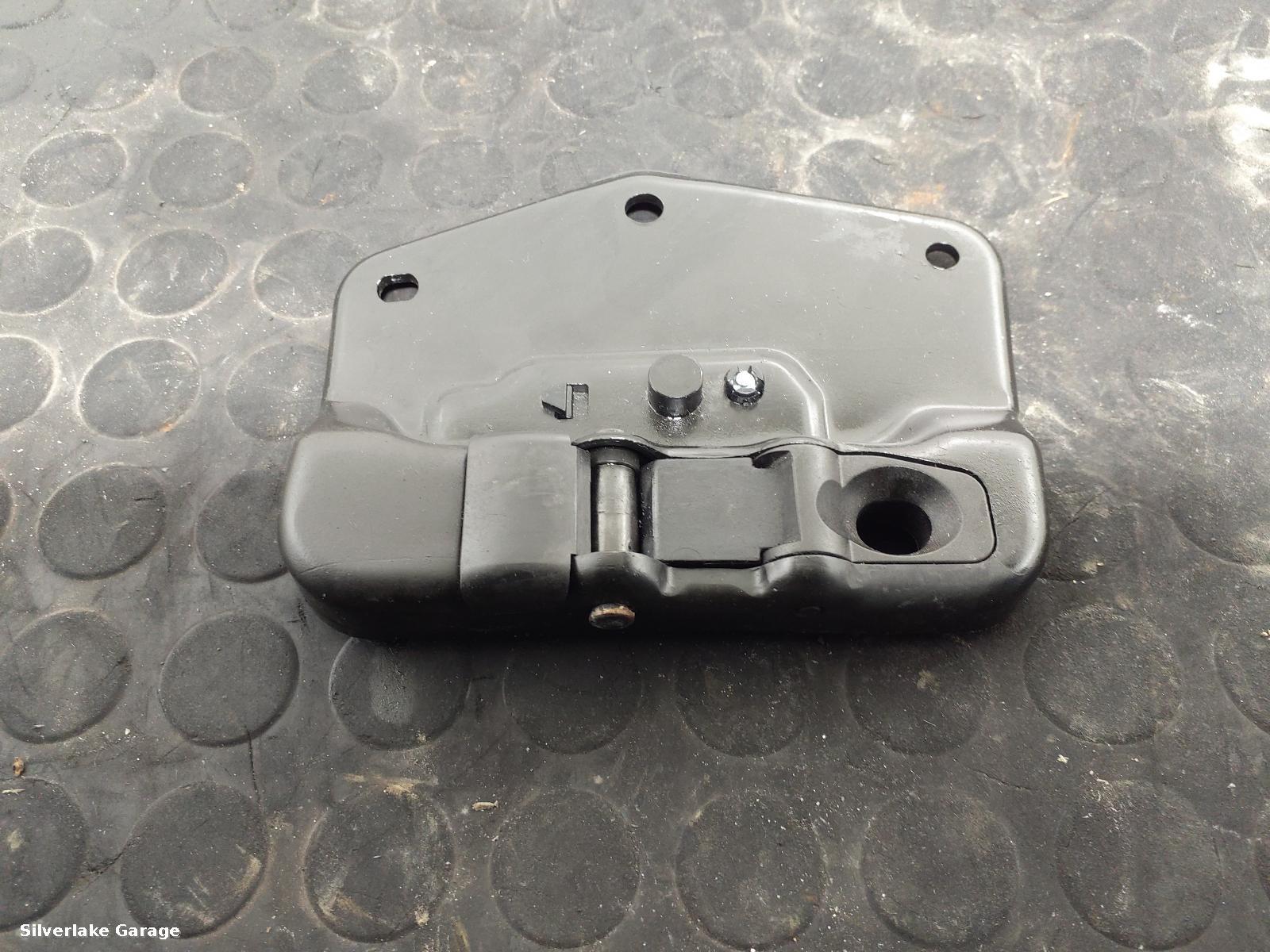 View Auto part Misc MERCEDES E CLASS 2011