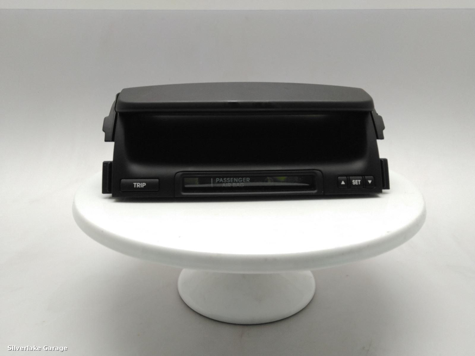 View Auto part Clock KIA VENGA 2018