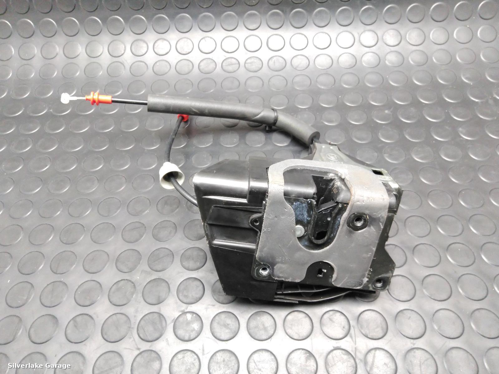 View Auto part Door Lock Assembly LAND ROVER DISCOVERY SPORT 2017