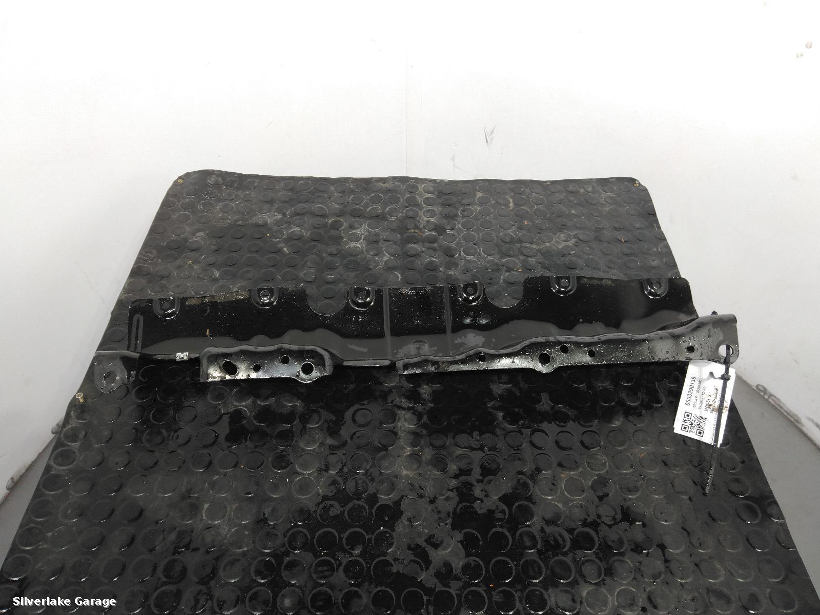 View Auto part Misc Bracket TESLA MODEL 3 2019