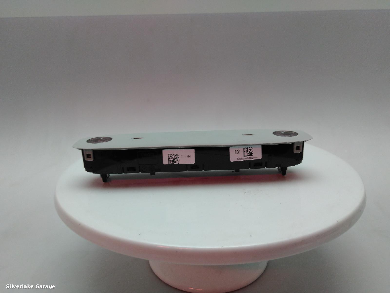 View Auto part Courtesy Light TESLA MODEL 3 2019
