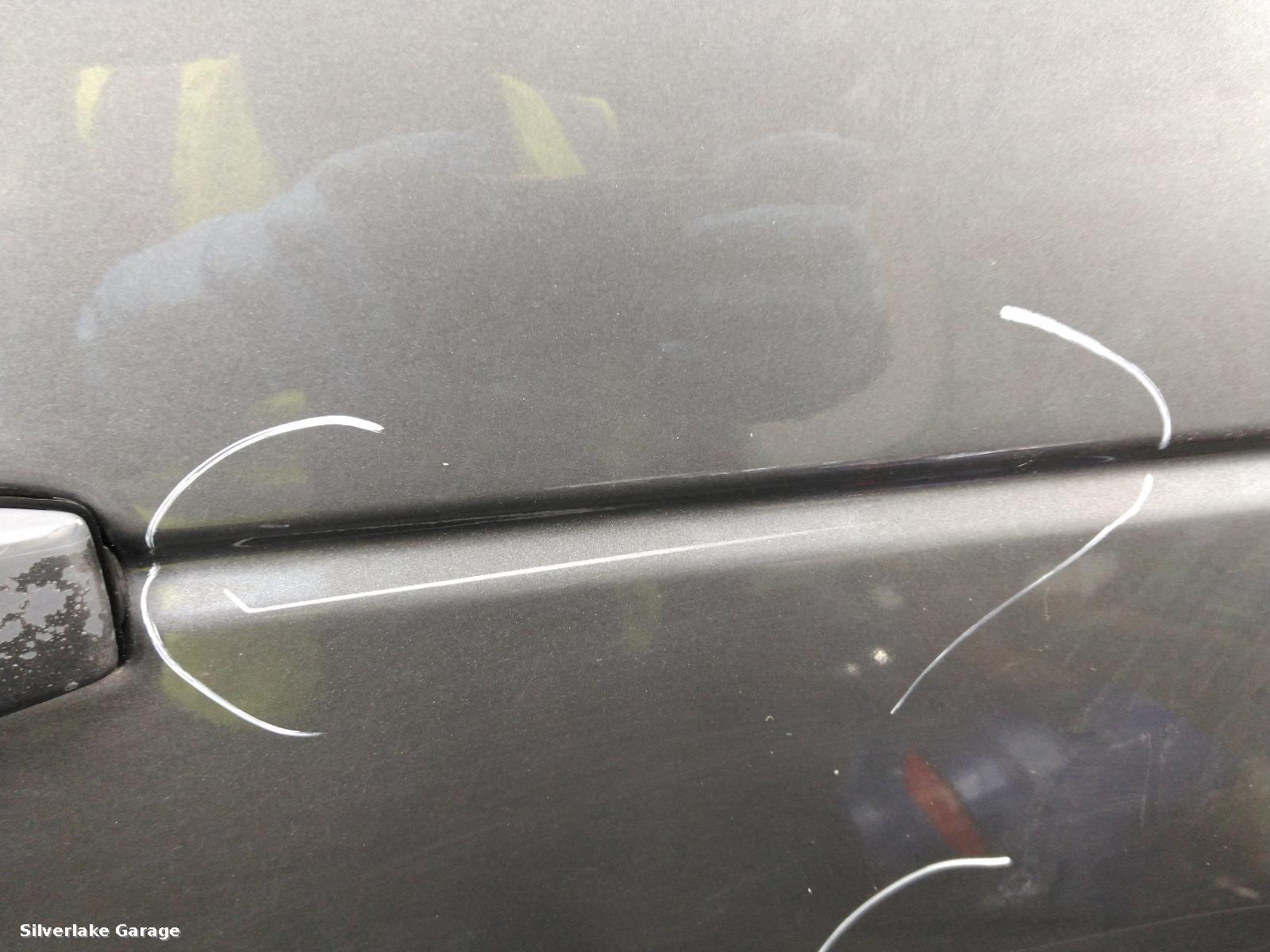 View Auto part R Rear Door LAND ROVER RANGE ROVER 2002
