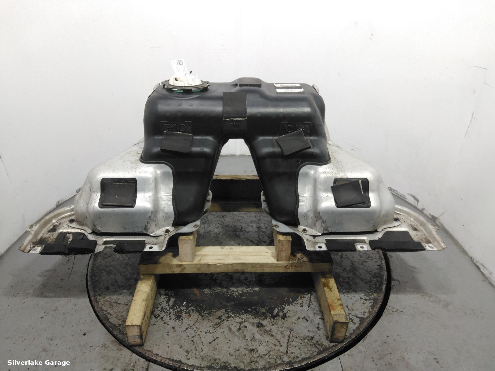 View Auto part Fuel Tank JAGUAR F TYPE 2014