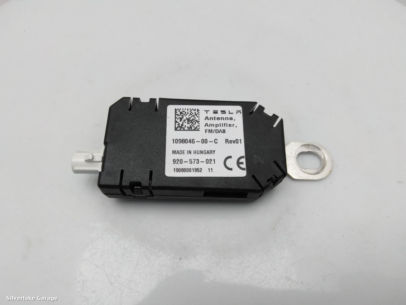 View Auto part Amplifier Unit TESLA MODEL 3 2019