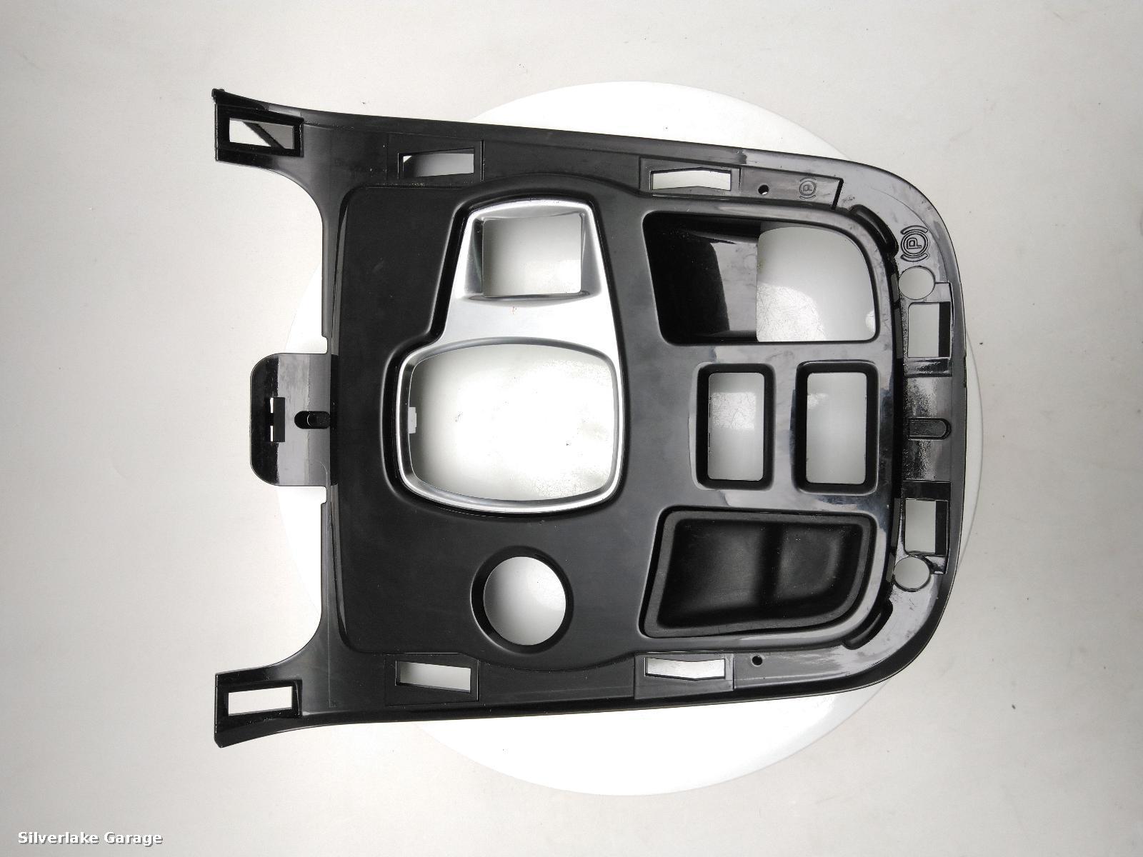 View Auto part Trim Panel JAGUAR F TYPE 2014