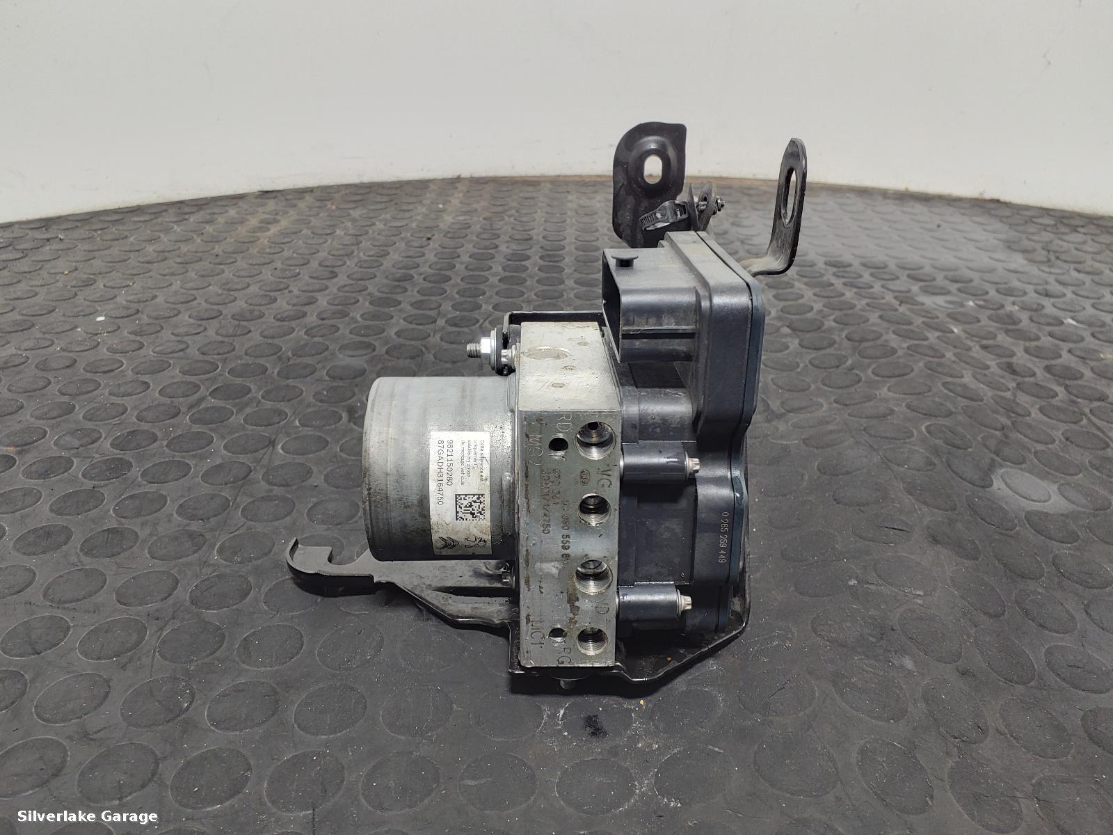 View Auto part ABS Pump/Modulator VAUXHALL VIVARO 2021