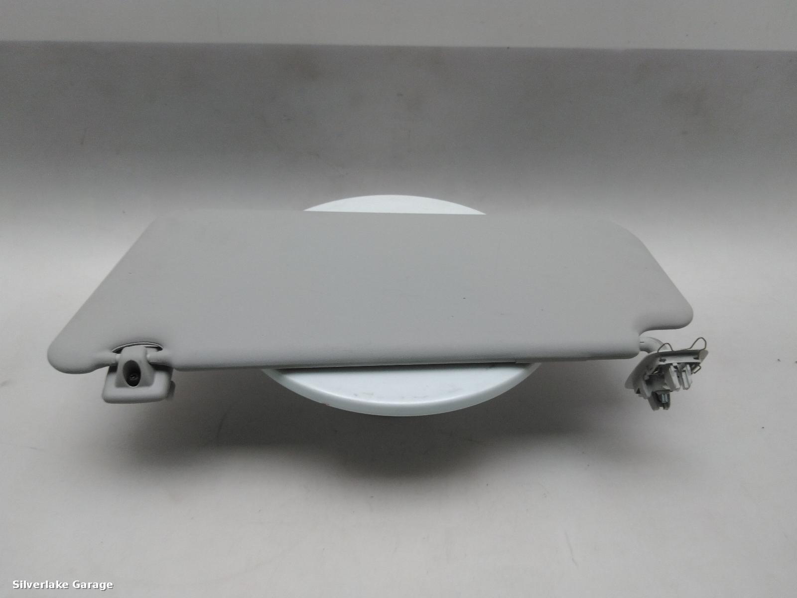 View Auto part Sun visor VAUXHALL VIVARO 2021