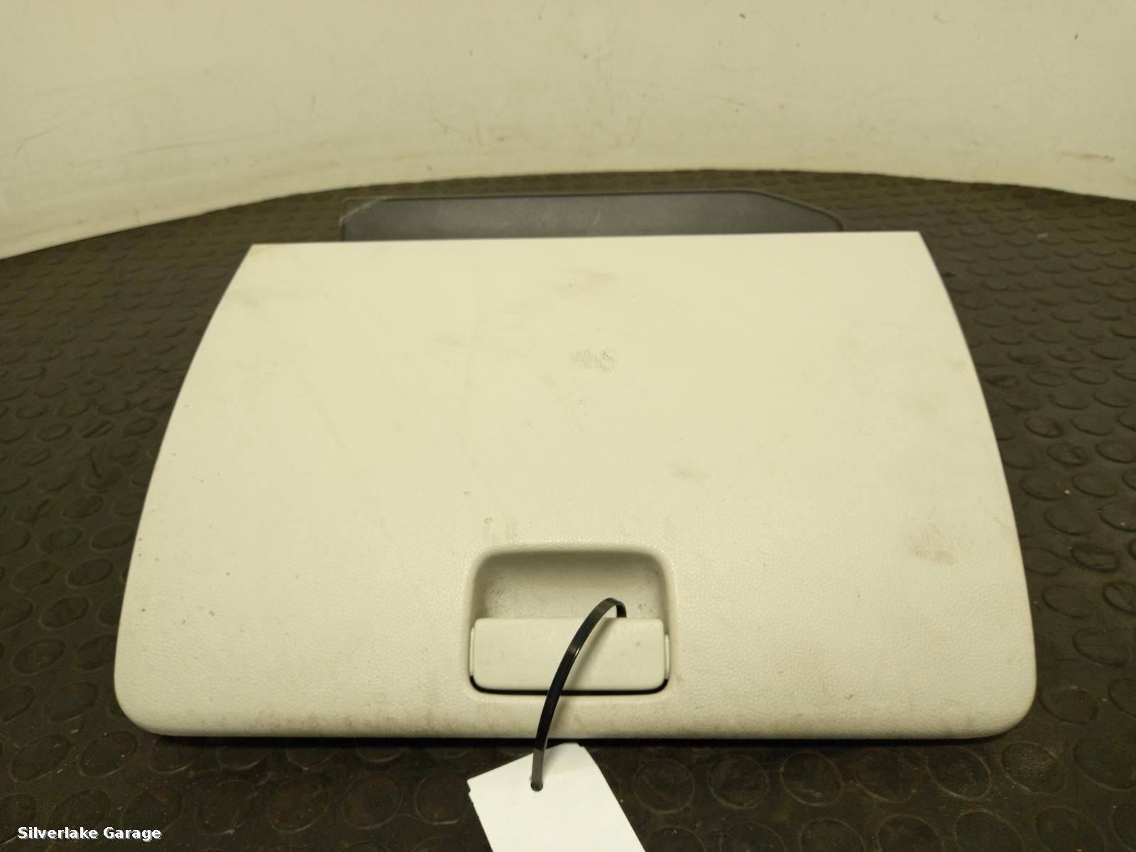 View Auto part Glove Box SUZUKI IGNIS 2018