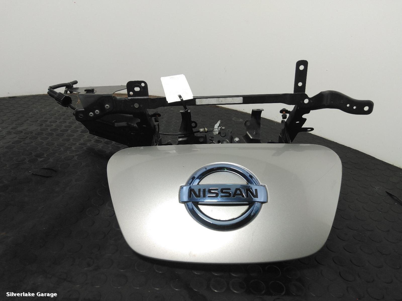 View Auto part Fuel Filler Flap NISSAN LEAF 2015