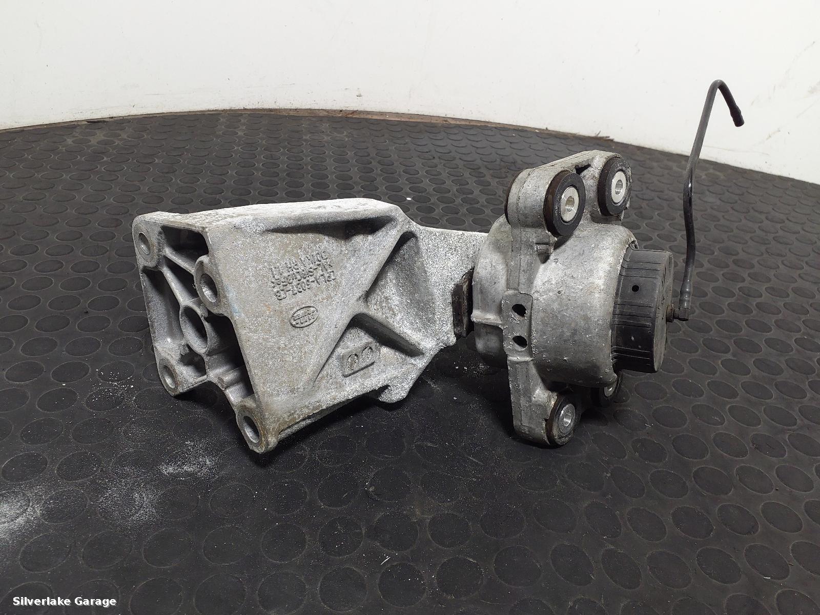 View Auto part Engine Mount LAND ROVER RANGE ROVER 2018