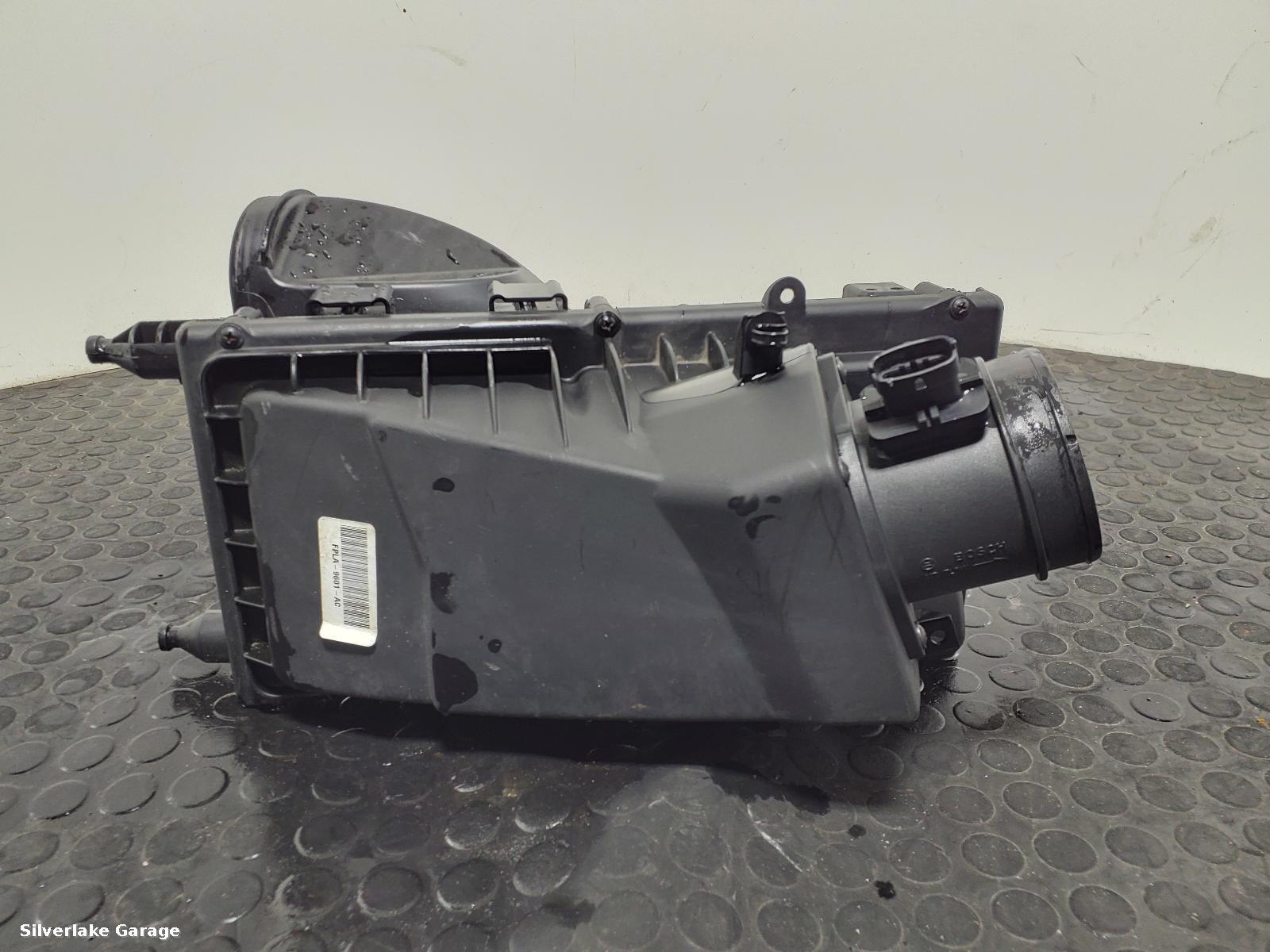 View Auto part Air Cleaner/Box LAND ROVER RANGE ROVER 2018