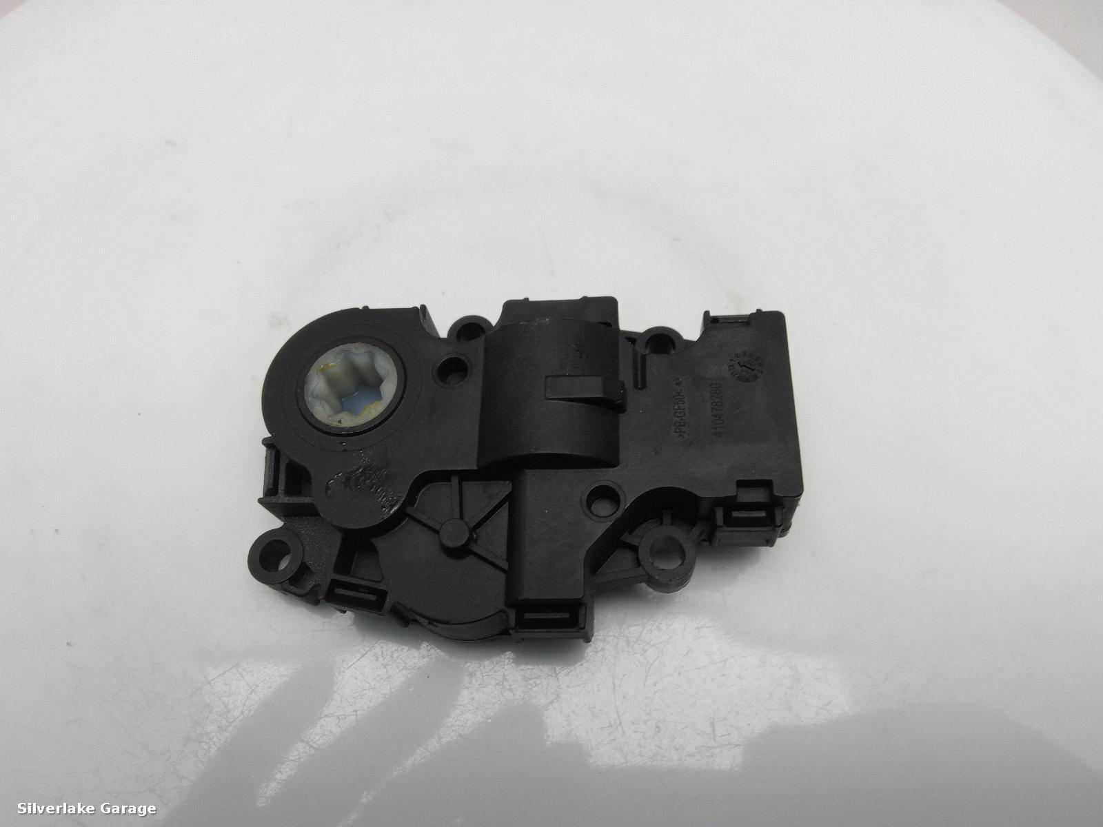 View Auto part Misc LAND ROVER RANGE ROVER 2018
