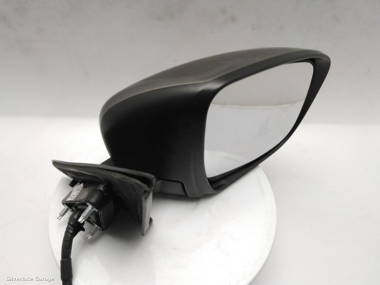 View Auto part R Door Mirror NISSAN JUKE 2015