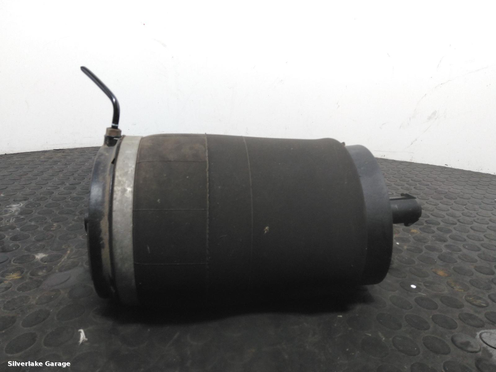View Auto part RR Strut LAND ROVER DISCOVERY 2020