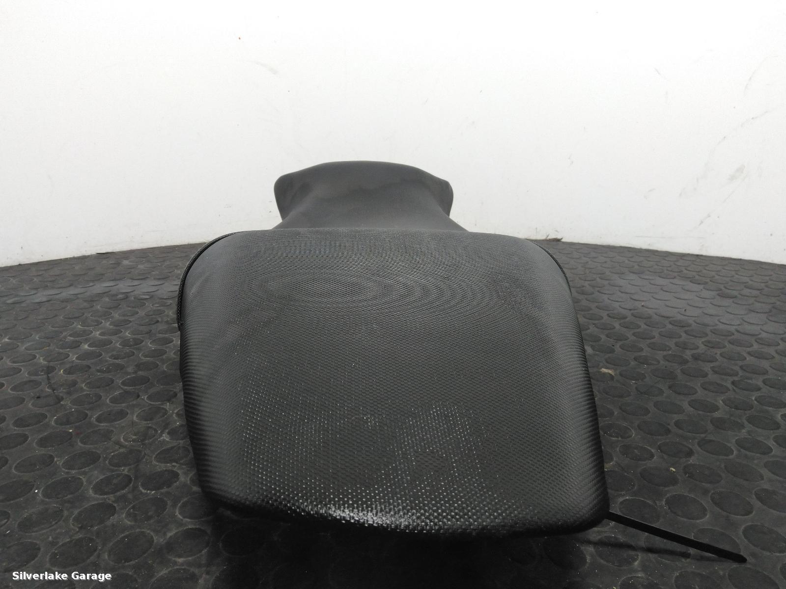 View Auto part SEAT HONDA CBR650R 2017