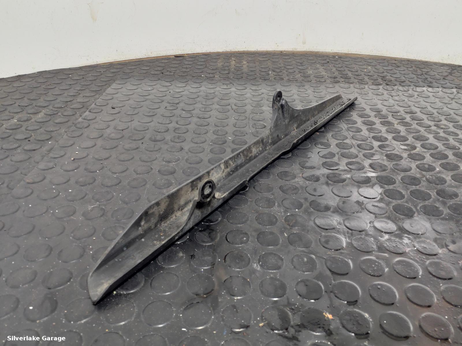 View Auto part Chain Guard TRIUMPH DAYTONA 2014