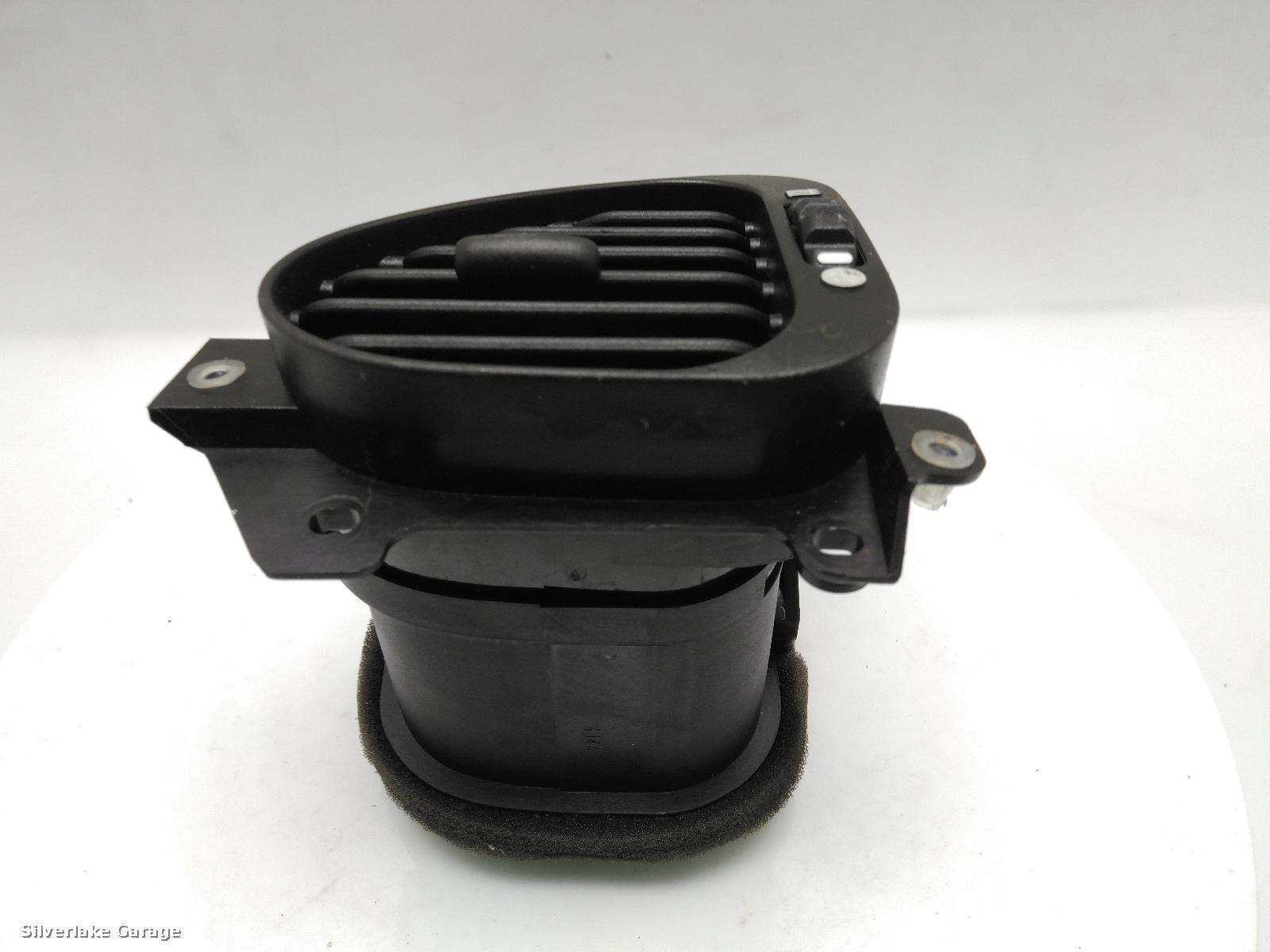View Auto part Vents JAGUAR XK8 2004