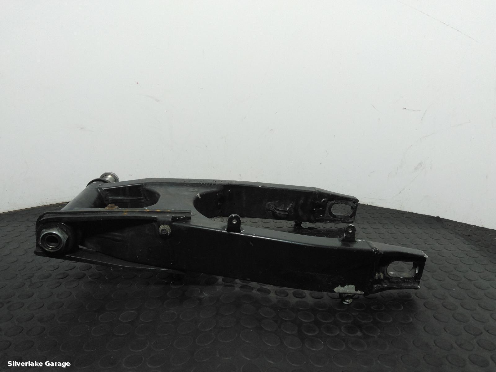 View Auto part Swing Arm SUZUKI GSXR 600 K1 2001