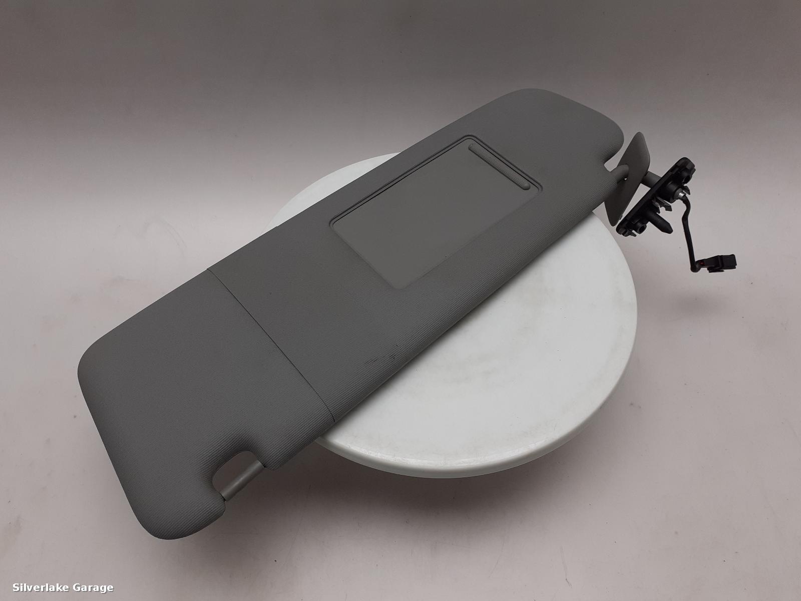 View Auto part Sun visor VOLKSWAGEN TOUAREG 2008