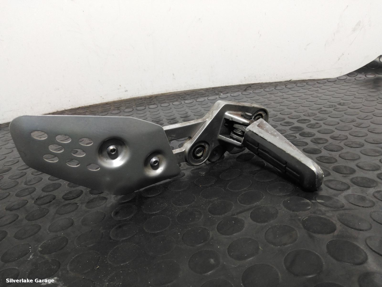 View Auto part Footpeg YAMAHA MT-07  2015