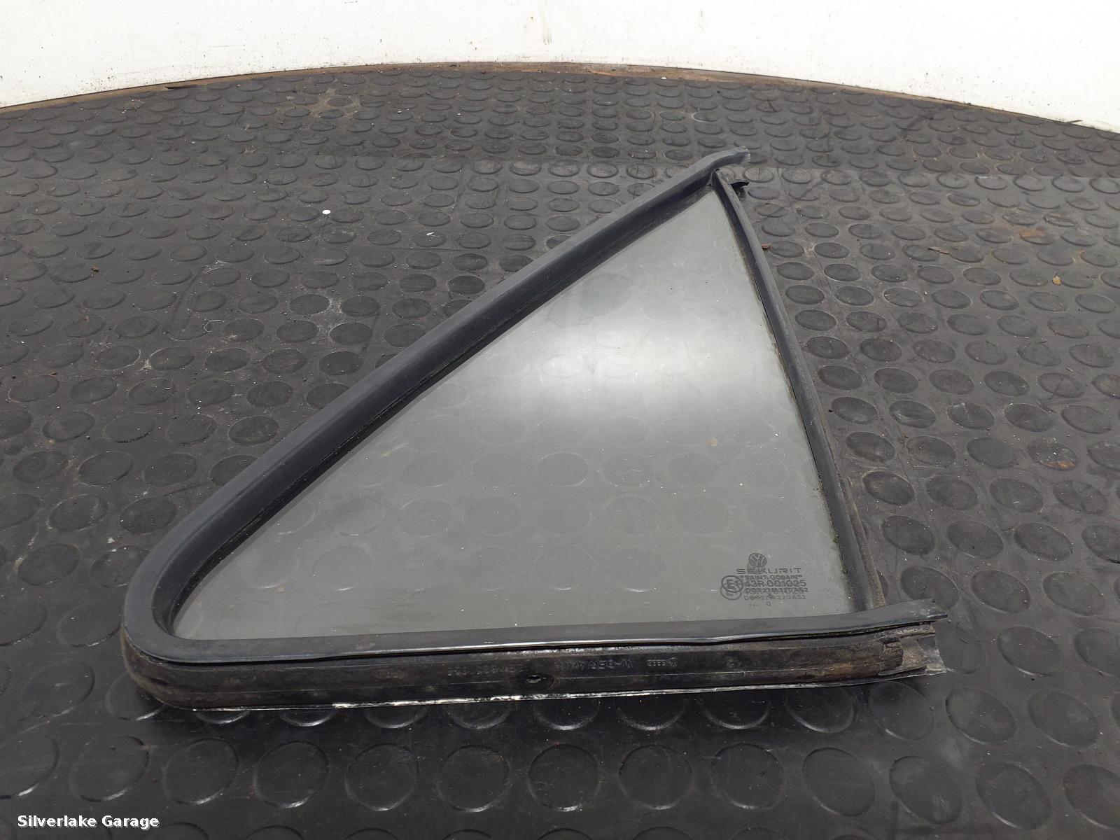 View Auto part LF Quarter Light VOLKSWAGEN TRANSPORTER 1991