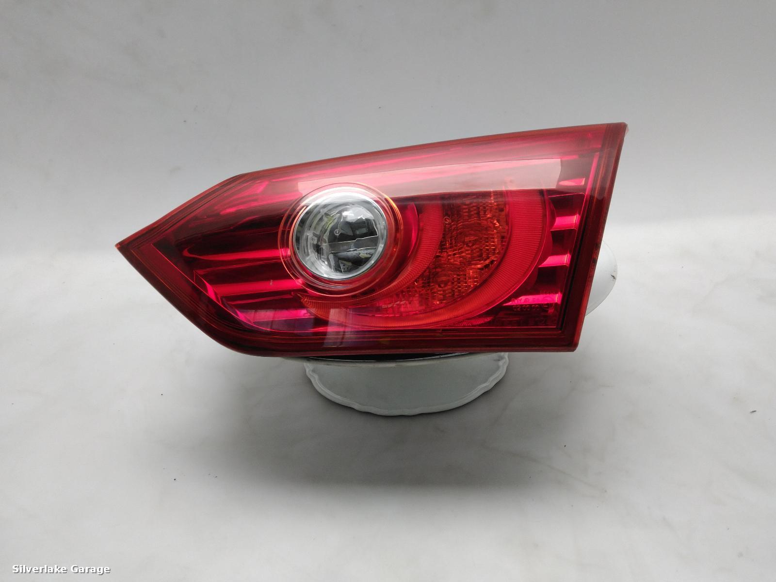 View Auto part R Taillight INFINITI Q50 2015