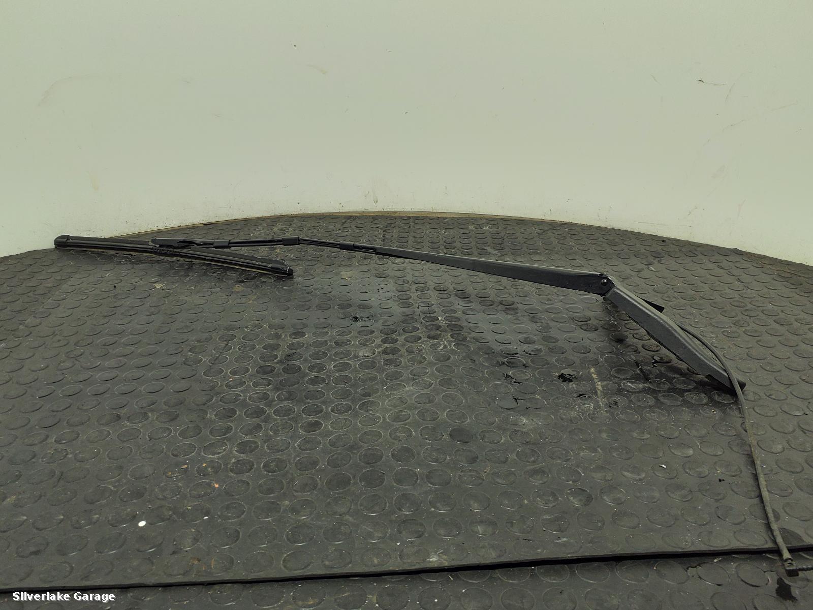 View Auto part Wiper Arm TESLA MODEL X 2020