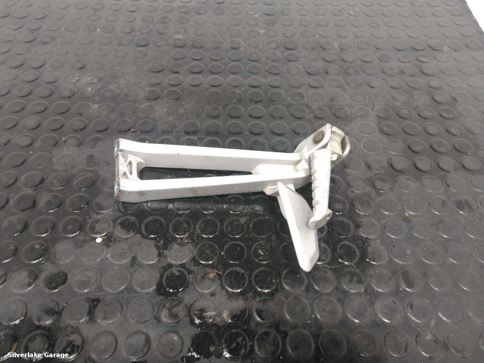 View Auto part Footpeg YAMAHA YZF R125 2018