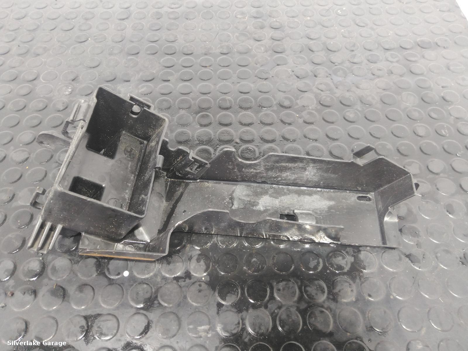View Auto part Battery Tray YAMAHA YZF R125 2019