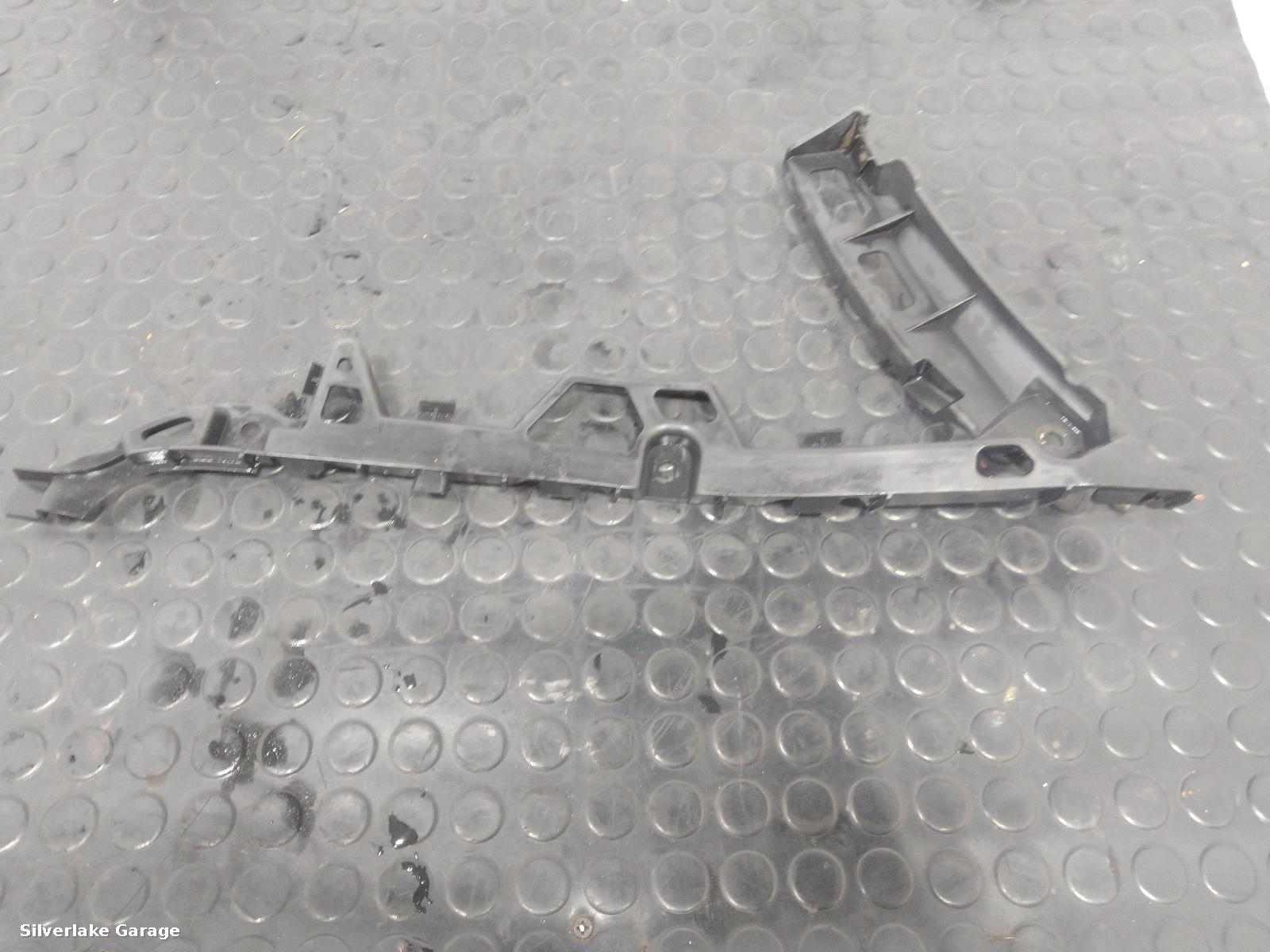 View Auto part REAR BUMPER BRACKET LAND ROVER RANGE ROVER SPORT 2011